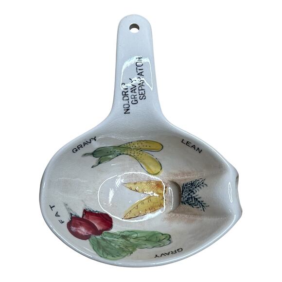 Vintage Cream Vegetables Ceramic No-Drip Gravy Fat Separator W. Handle - Picture 1 of 7